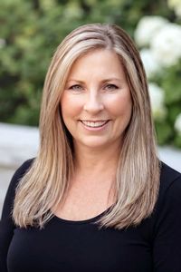 Gina Leslie